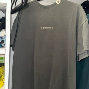 young la oversized box logo tee olive green Medium